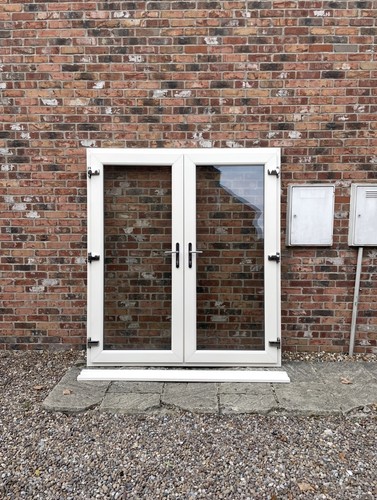 685 upvc pvc cream patio - £685,